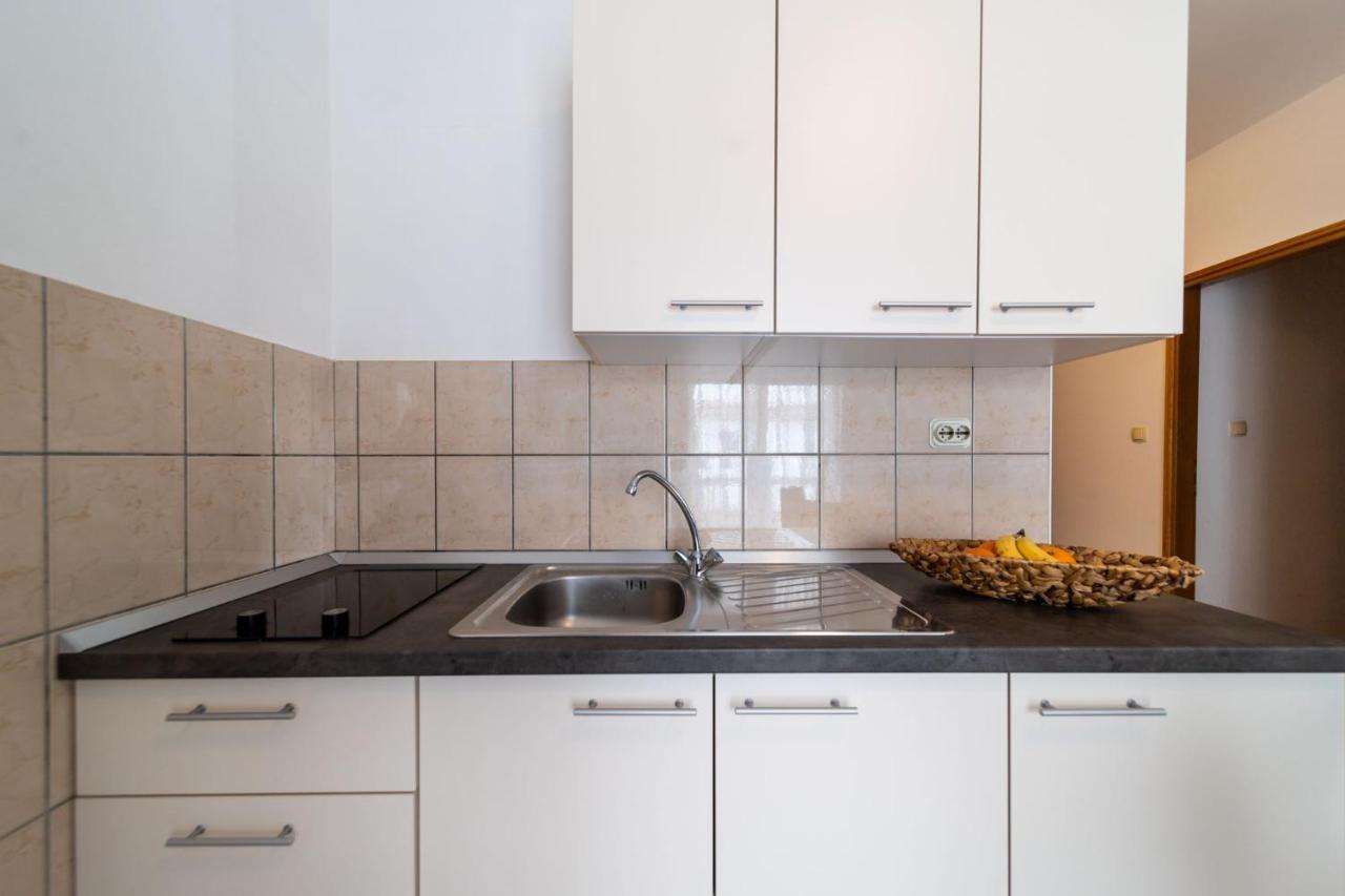 Apartment Devcic Palit